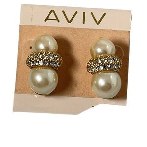 Vintage AVIV faux pearl rhinestone chunky earrings gold dangle